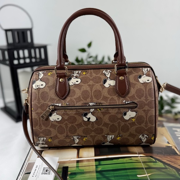 SOLDCoach X Peanuts Rowan Satchel Bag In Signature Canvas With Snoopy Print - Picture 9 of 15